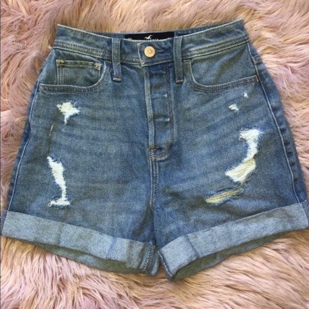 Hollister High Rise Mom Shorts